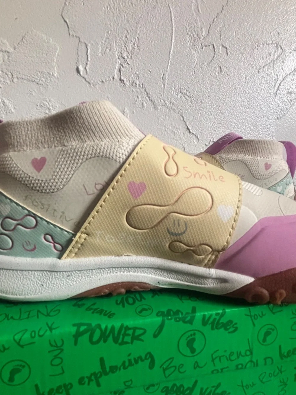 Worldie these shoes